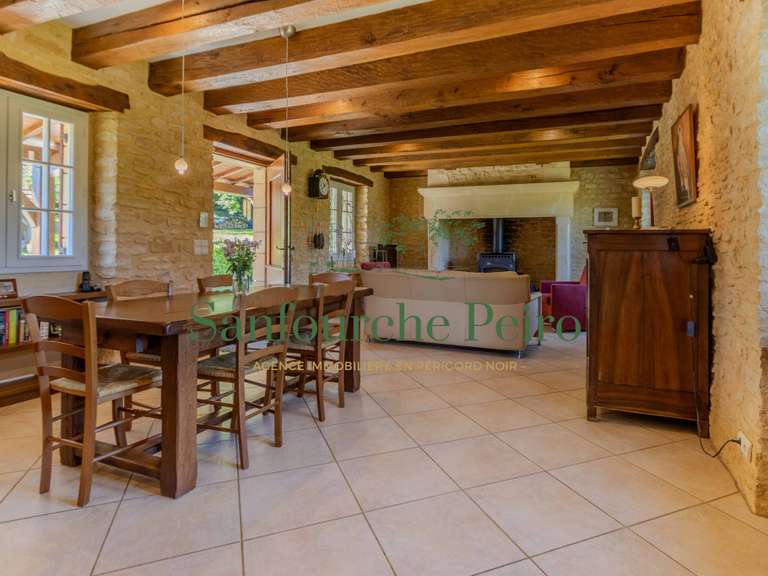 Maison Marcillac-Saint-Quentin - 5 chambres - 157m²