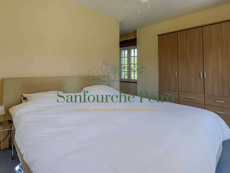 Maison Marcillac-Saint-Quentin - 5 chambres - 157m²