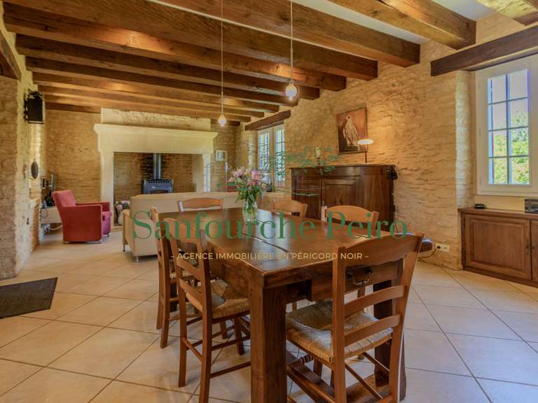 Maison Marcillac-Saint-Quentin - 5 chambres - 157m²