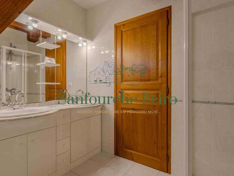 Maison Marcillac-Saint-Quentin - 5 chambres - 157m²