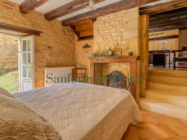 Maison Marcillac-Saint-Quentin - 5 chambres - 157m²