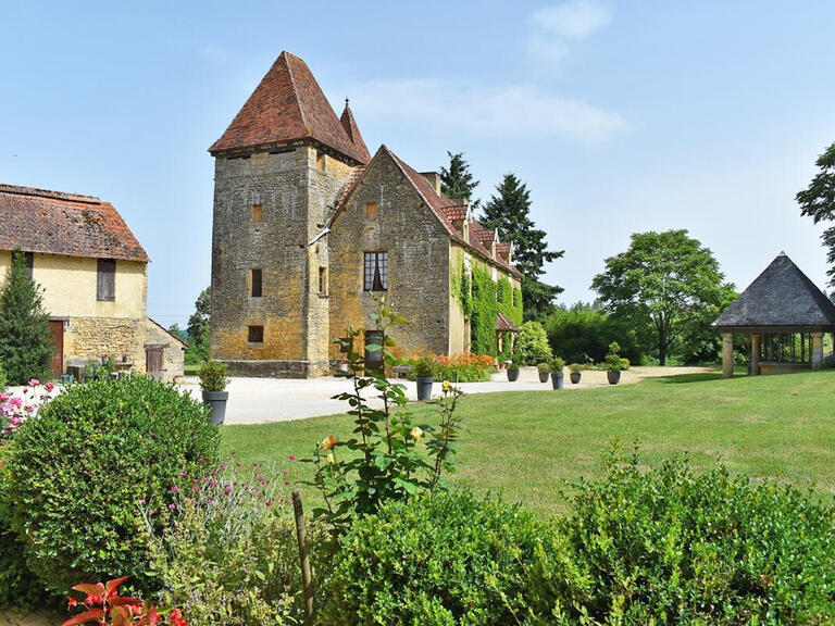 Vente Propriété Marcillac-Saint-Quentin - 13 chambres