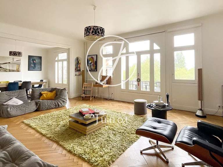 Appartement Marcq-en-Baroeul - 3 chambres - 204m²