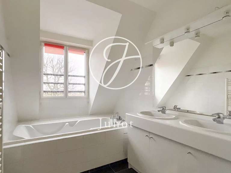 Appartement Marcq-en-Baroeul - 4 chambres - 204m²