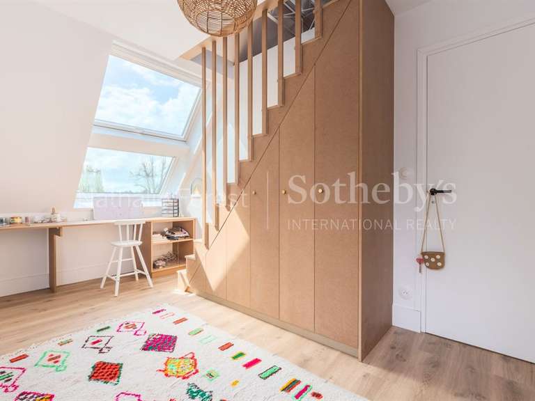 Maison Marcq-en-Baroeul - 5 chambres - 357m²
