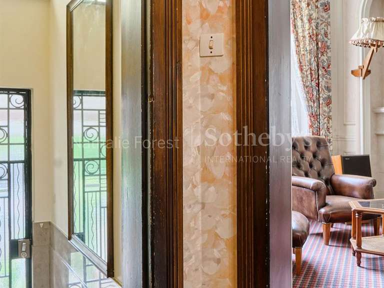 Maison Marcq-en-Baroeul - 6 chambres - 214m²