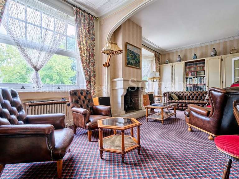 Maison Marcq-en-Baroeul - 6 chambres - 214m²