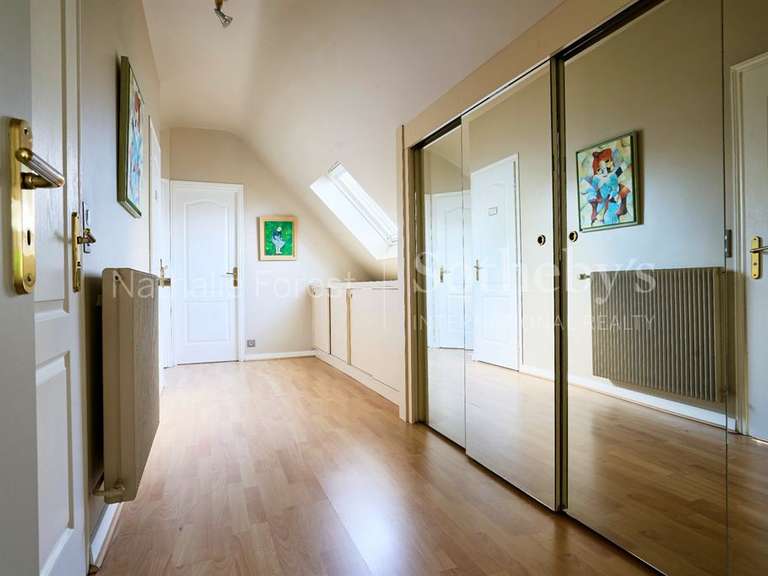 Maison Marcq-en-Baroeul - 6 chambres - 439m²