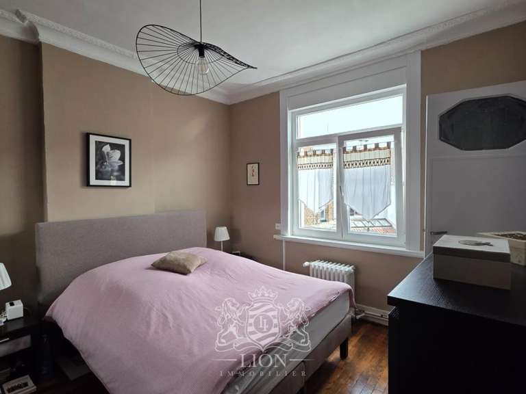 Maison Marcq-en-Baroeul - 5 chambres - 145m²