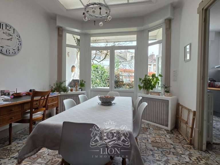 Maison Marcq-en-Baroeul - 5 chambres - 145m²