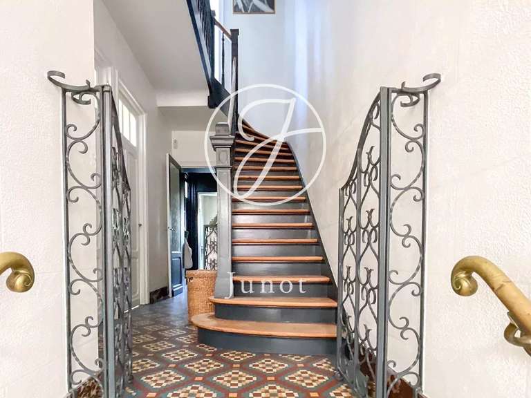 Maison Marcq-en-Baroeul - 5 chambres - 220m²