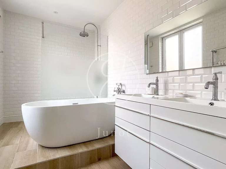 Maison Marcq-en-Baroeul - 5 chambres - 220m²