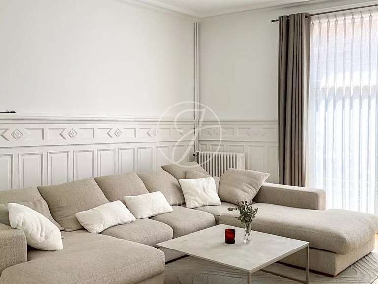 Maison Marcq-en-Baroeul - 5 chambres - 220m²