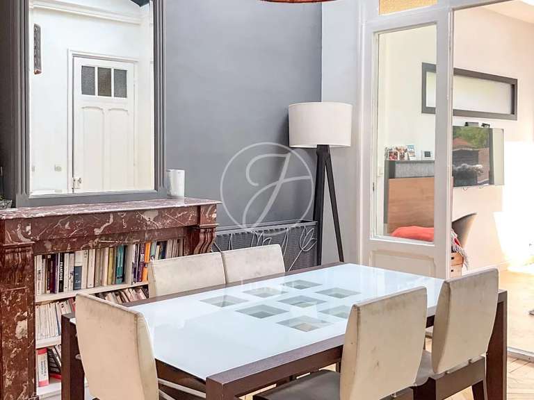 Maison Marcq-en-Baroeul - 5 chambres - 220m²