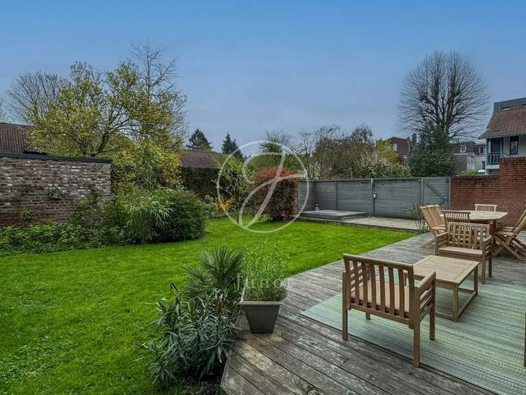 Maison Marcq-en-Baroeul - 6 chambres - 291m²