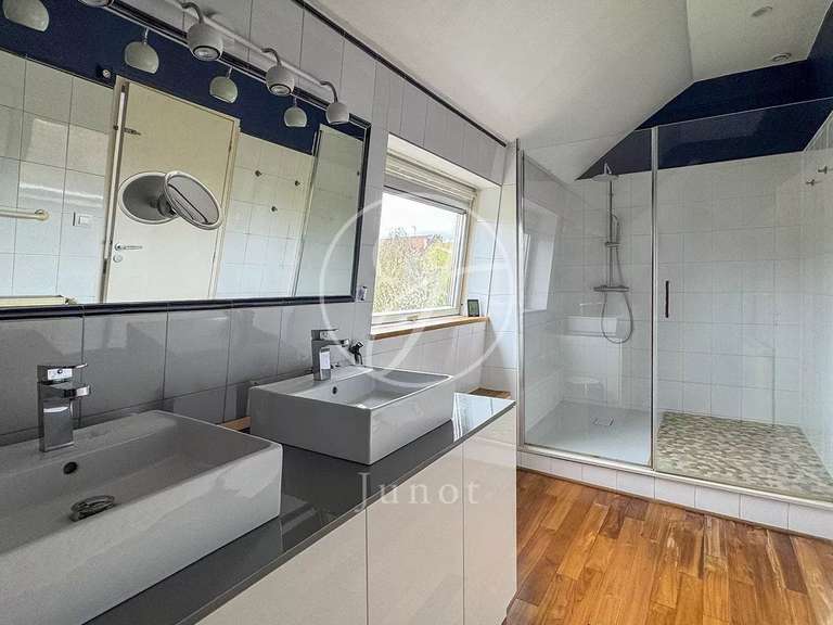 Maison Marcq-en-Baroeul - 6 chambres - 291m²