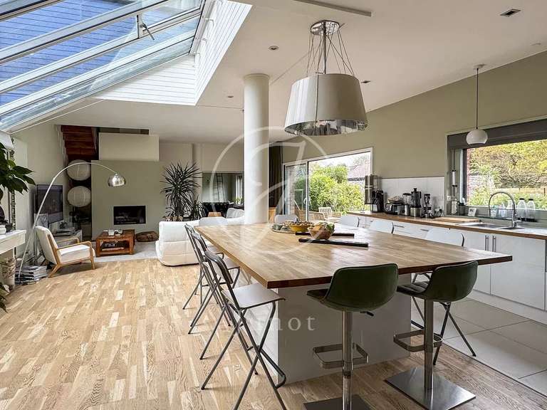 Maison Marcq-en-Baroeul - 6 chambres - 291m²