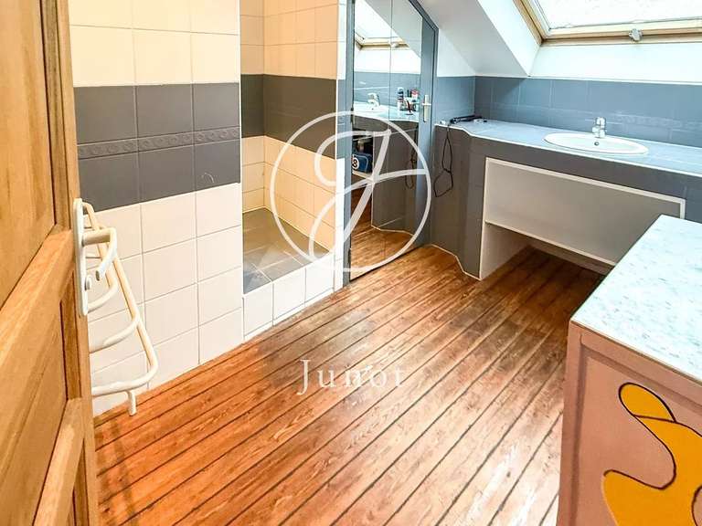 Maison Marcq-en-Baroeul - 5 chambres - 133m²
