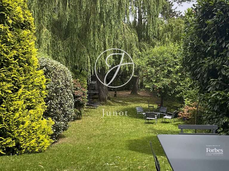 Maison Marcq-en-Baroeul - 4 chambres - 189m²