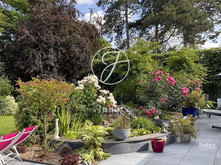 House Marcq-en-Baroeul - 4 bedrooms - 317m²