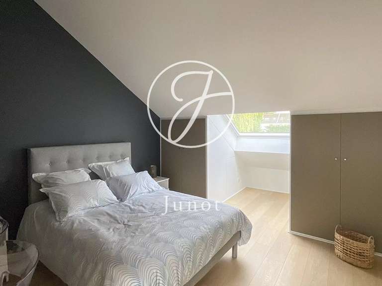 House Marcq-en-Baroeul - 4 bedrooms - 317m²