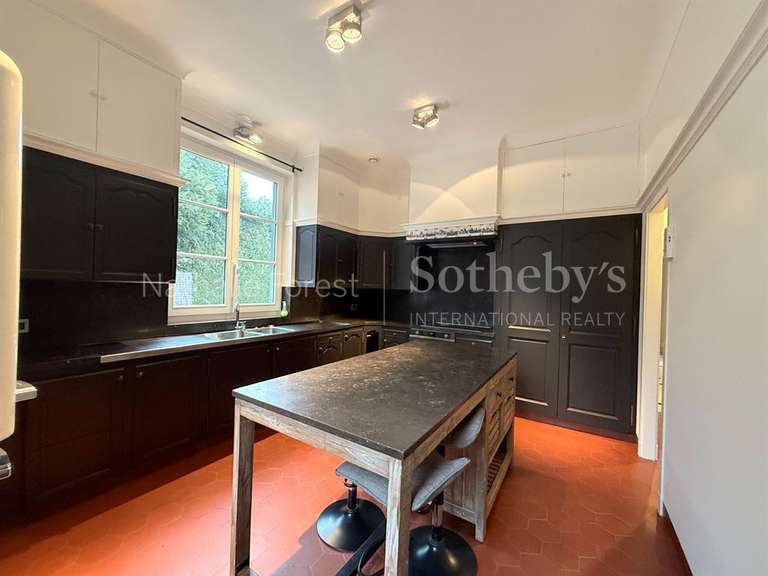 Maison Marcq-en-Baroeul - 5 chambres - 252m²