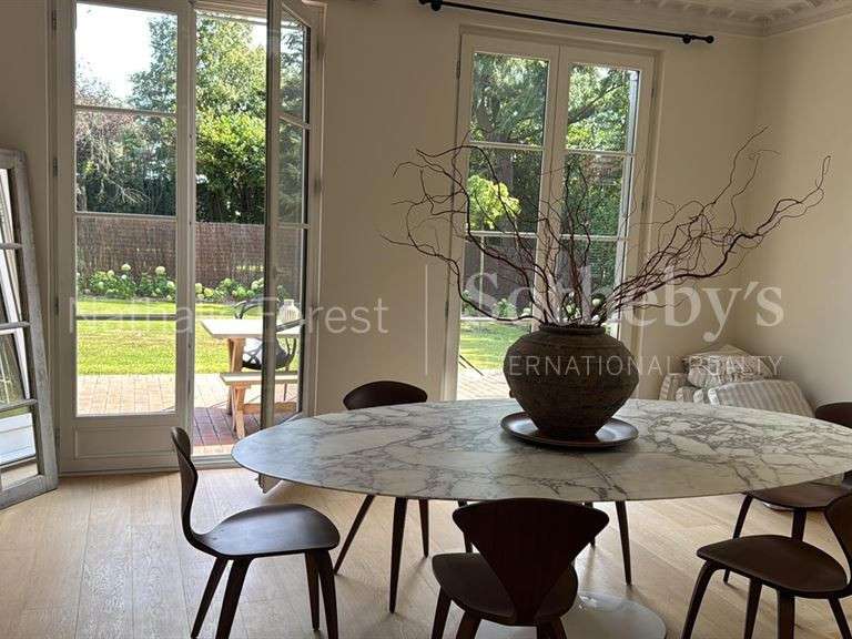 Maison Marcq-en-Baroeul - 5 chambres - 252m²