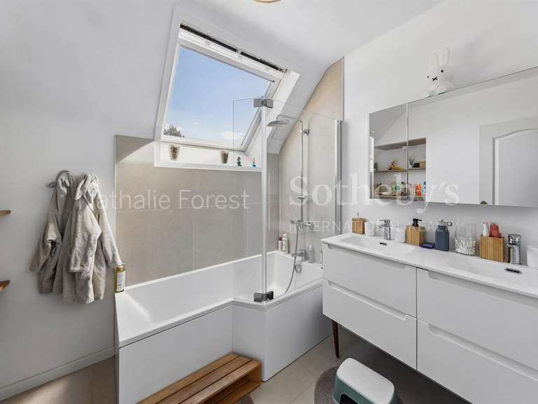 House Marcq-en-Baroeul - 4 bedrooms - 230m²