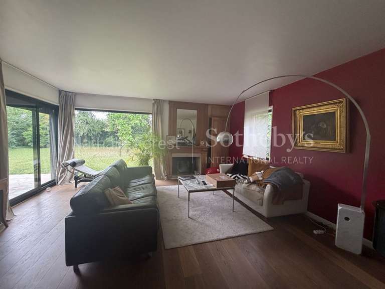 Maison Marcq-en-Baroeul - 5 chambres - 219m²