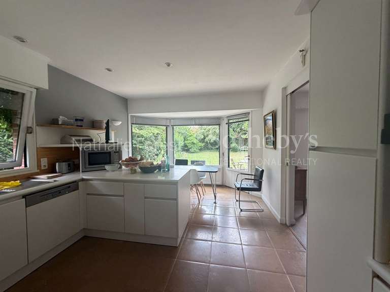 Maison Marcq-en-Baroeul - 5 chambres - 219m²