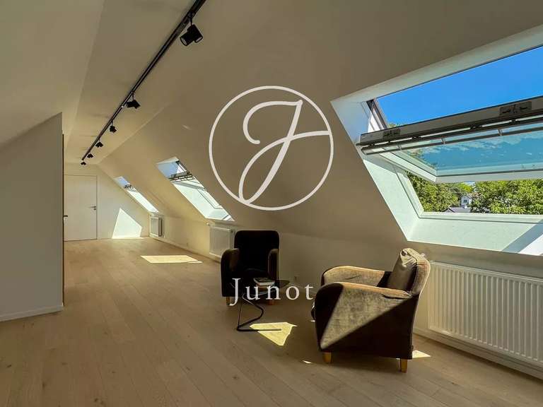 Maison Marcq-en-Baroeul - 4 chambres - 239m²