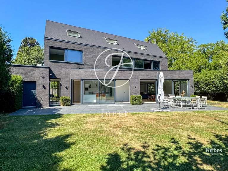 Maison Marcq-en-Baroeul - 4 chambres - 239m²