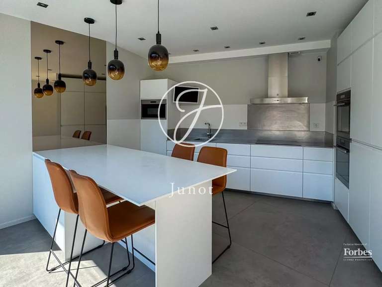 Maison Marcq-en-Baroeul - 4 chambres - 239m²