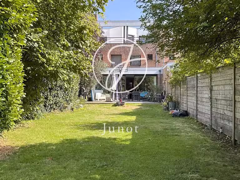 Maison Marcq-en-Baroeul - 4 chambres - 185m²