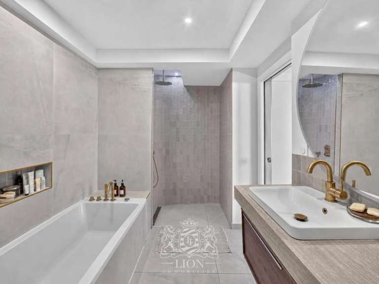 Propriété Marcq-en-Baroeul - 5 chambres - 236m²