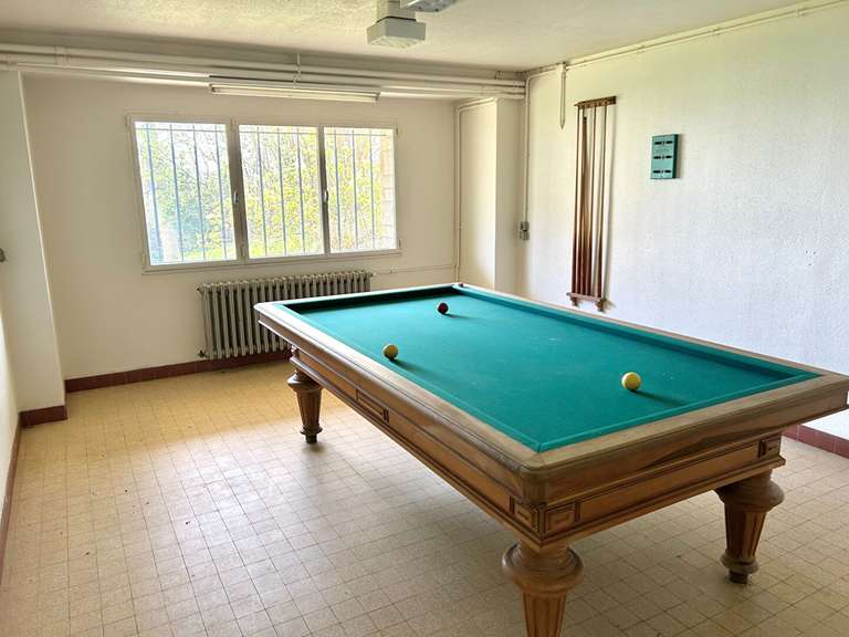 House Mareil-Marly - 7 bedrooms - 360m²