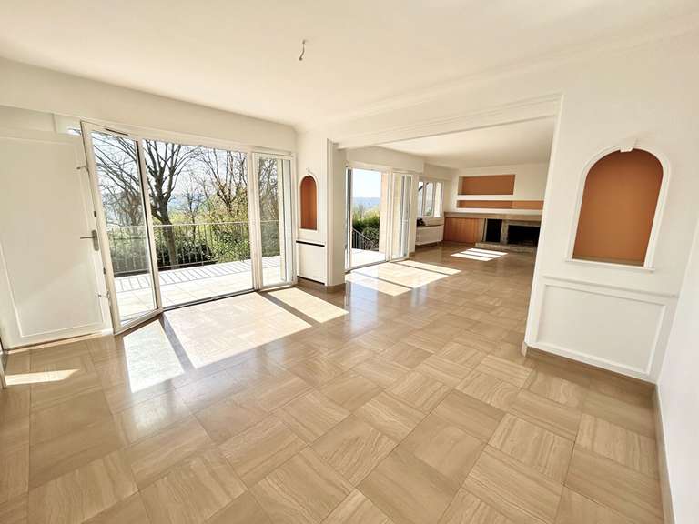 House Mareil-Marly - 7 bedrooms - 360m²