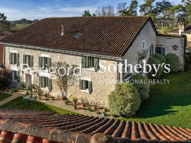 Maison Mareuil en Périgord - 4 chambres - 360m²