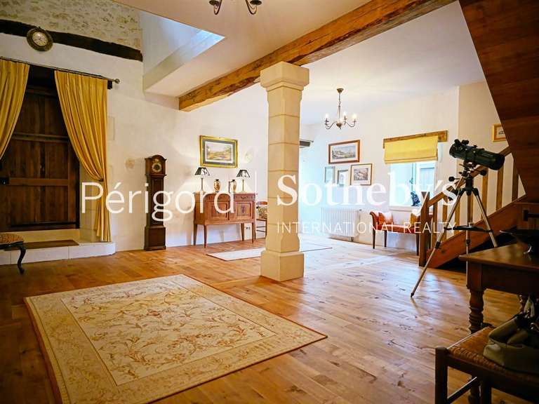House Mareuil en Périgord - 4 bedrooms - 360m²