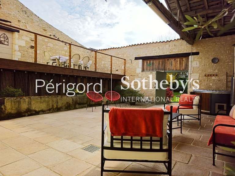 House Mareuil en Périgord - 4 bedrooms - 360m²