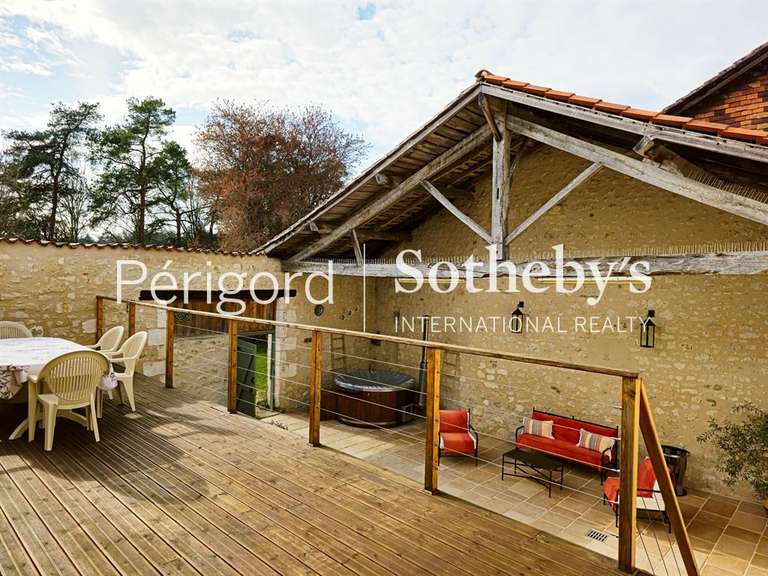 House Mareuil en Périgord - 4 bedrooms - 360m²