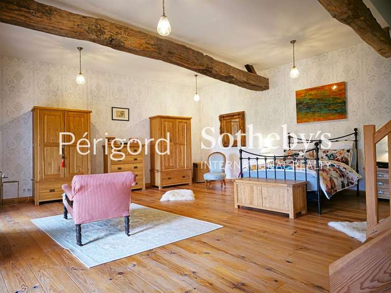 House Mareuil en Périgord - 4 bedrooms - 360m²