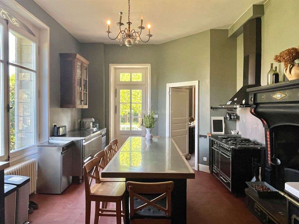 Château Mareuil-sur-Lay-Dissais