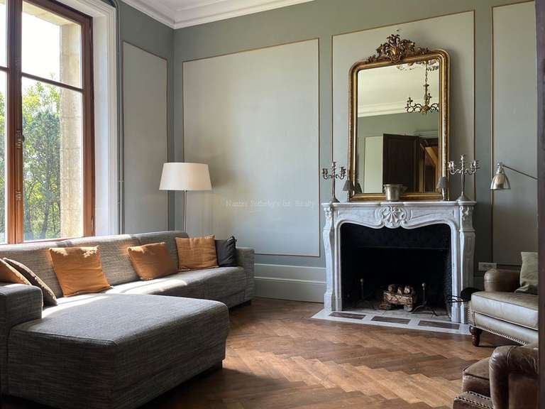 Château Mareuil-sur-Lay-Dissais - 16 chambres - 300m²