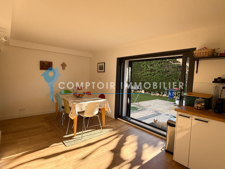Maison Marignane - 5 chambres - 243m²