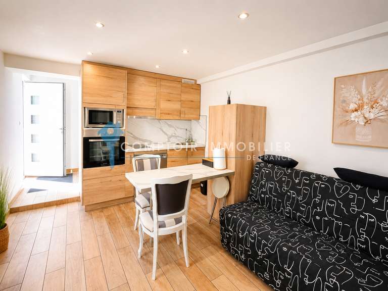 Maison Marignane - 4 chambres - 165m²