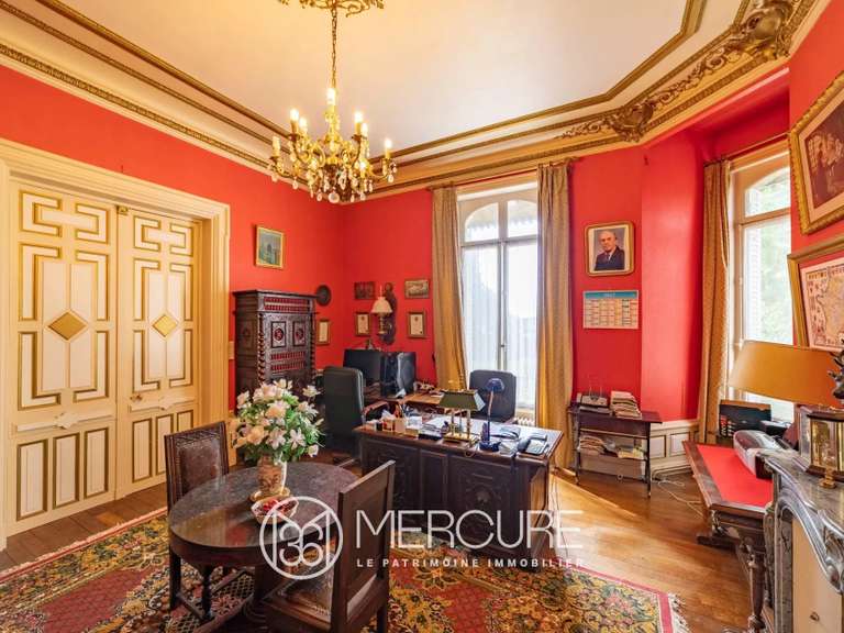 Château Marle - 8 chambres - 784m²