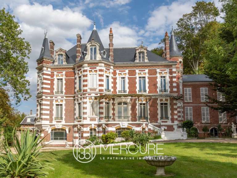 Château Marle - 8 chambres - 784m²