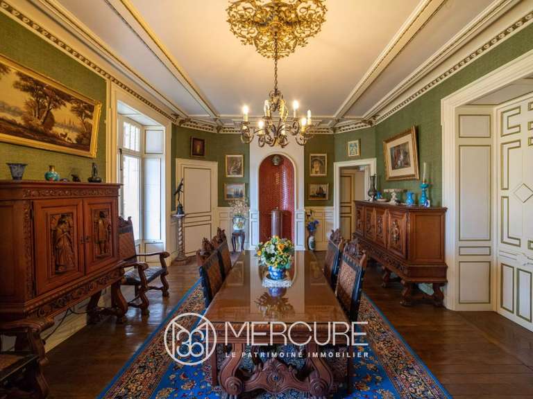 Château Marle - 8 chambres - 784m²