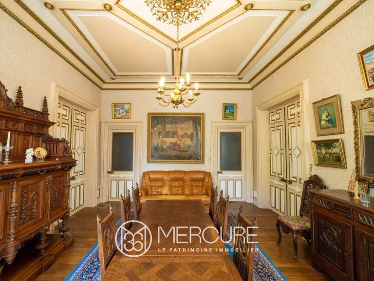 Château Marle - 8 chambres - 784m²